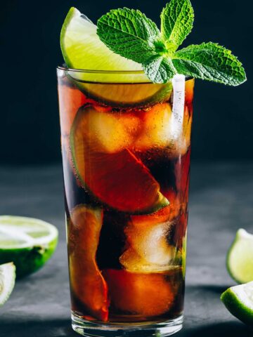 a glass of {title:2:5} and Coke
