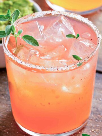 a glass of papaya {title:2:3}